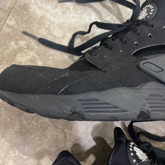 Nike Men’s Air Huarache Black Shoe Sz 8 - Picture 14 of 15